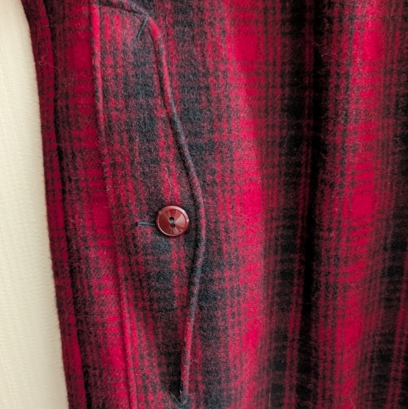 Vintage Men's Woolrich Red Buffalo Plaid Heavy Hunting Jacket Size 44 - Picture 5 of 8